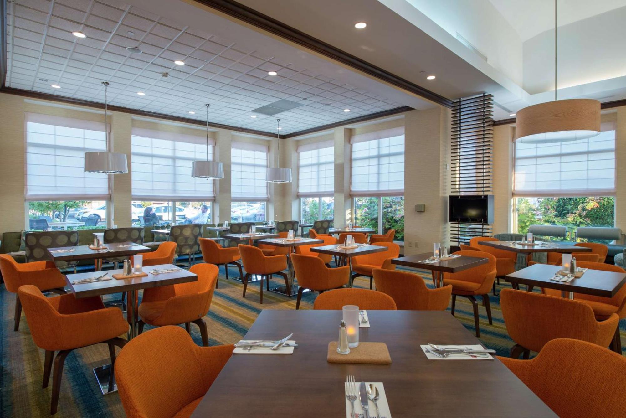Hilton Garden Inn Tupelo Exterior photo